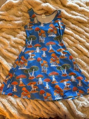 Playful Blue Mushroom-Print Sleeveless Casual Dress